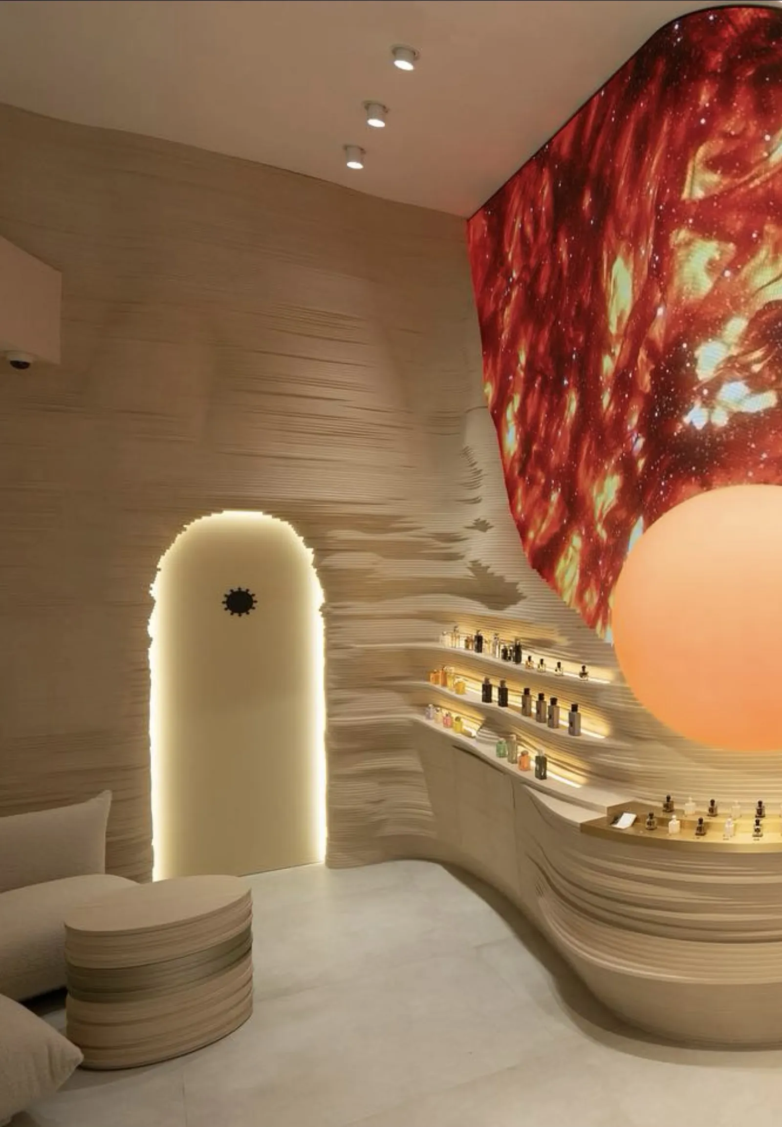 Dispositif Amouage — Dubai Mall installé
