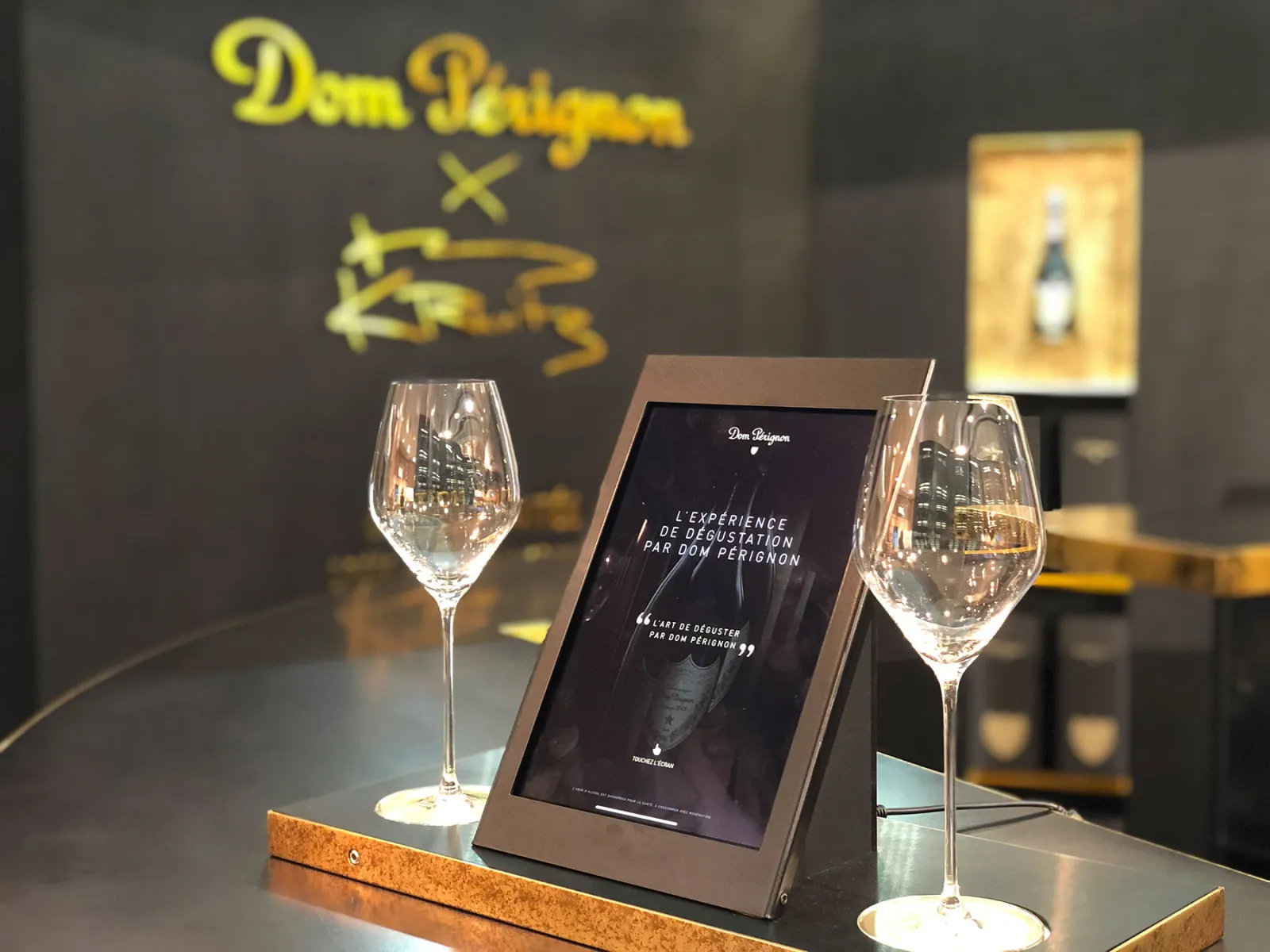 Dispositif Dom Pérignon × Lenny Kravitz installé